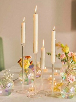 Sada svícnů na kónické svíčky